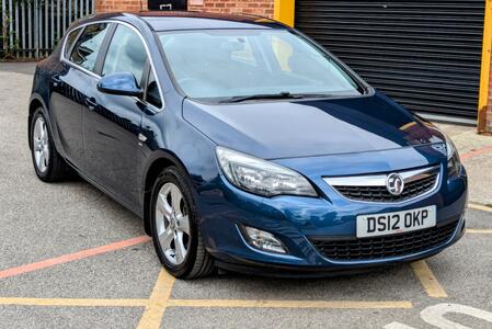 VAUXHALL ASTRA 1.7 CDTi ecoFLEX 99g SRi