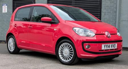 VOLKSWAGEN UP 1.0 BlueMotion Tech High up!